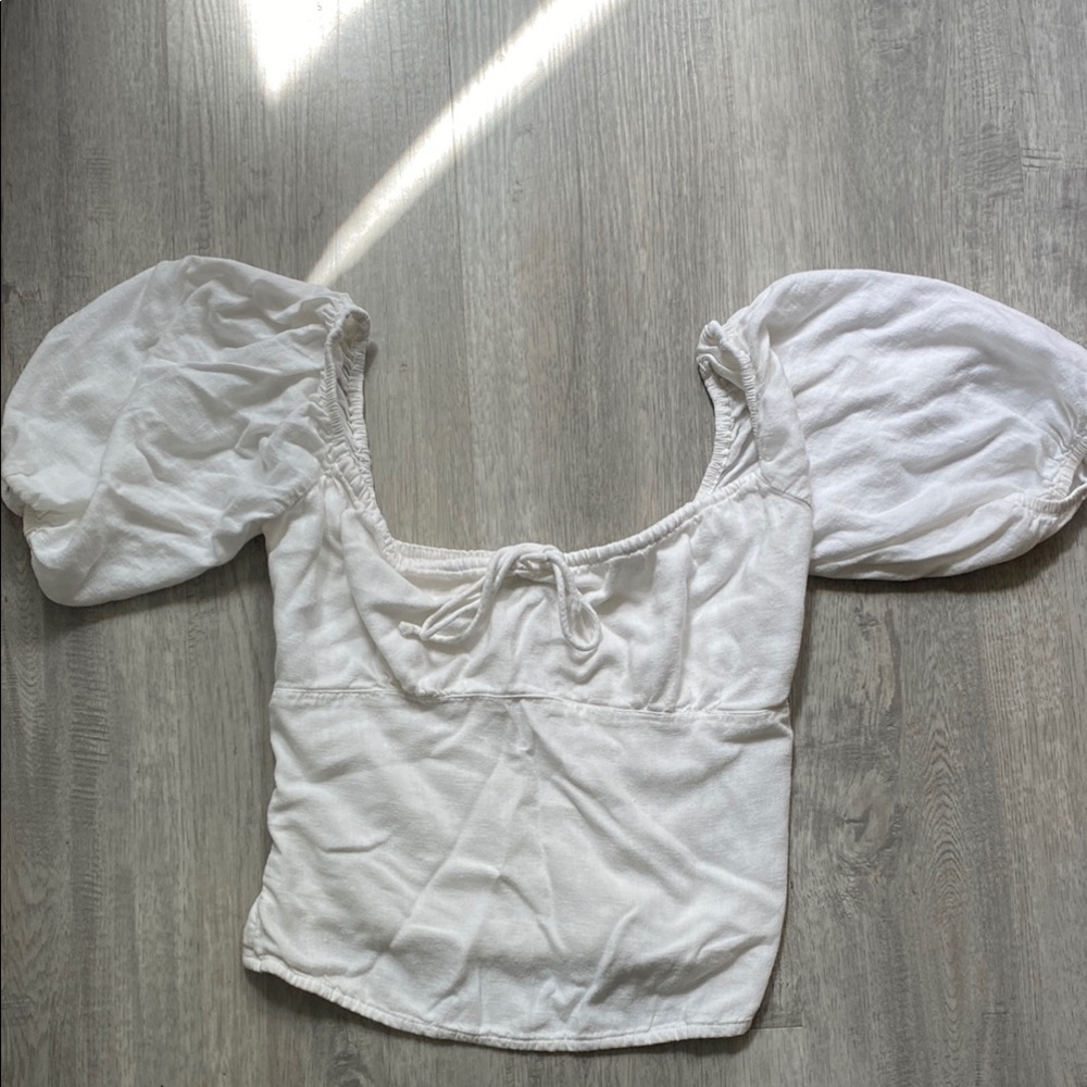 NWOT Abercrombie & Fitch White peasant crop top size Small